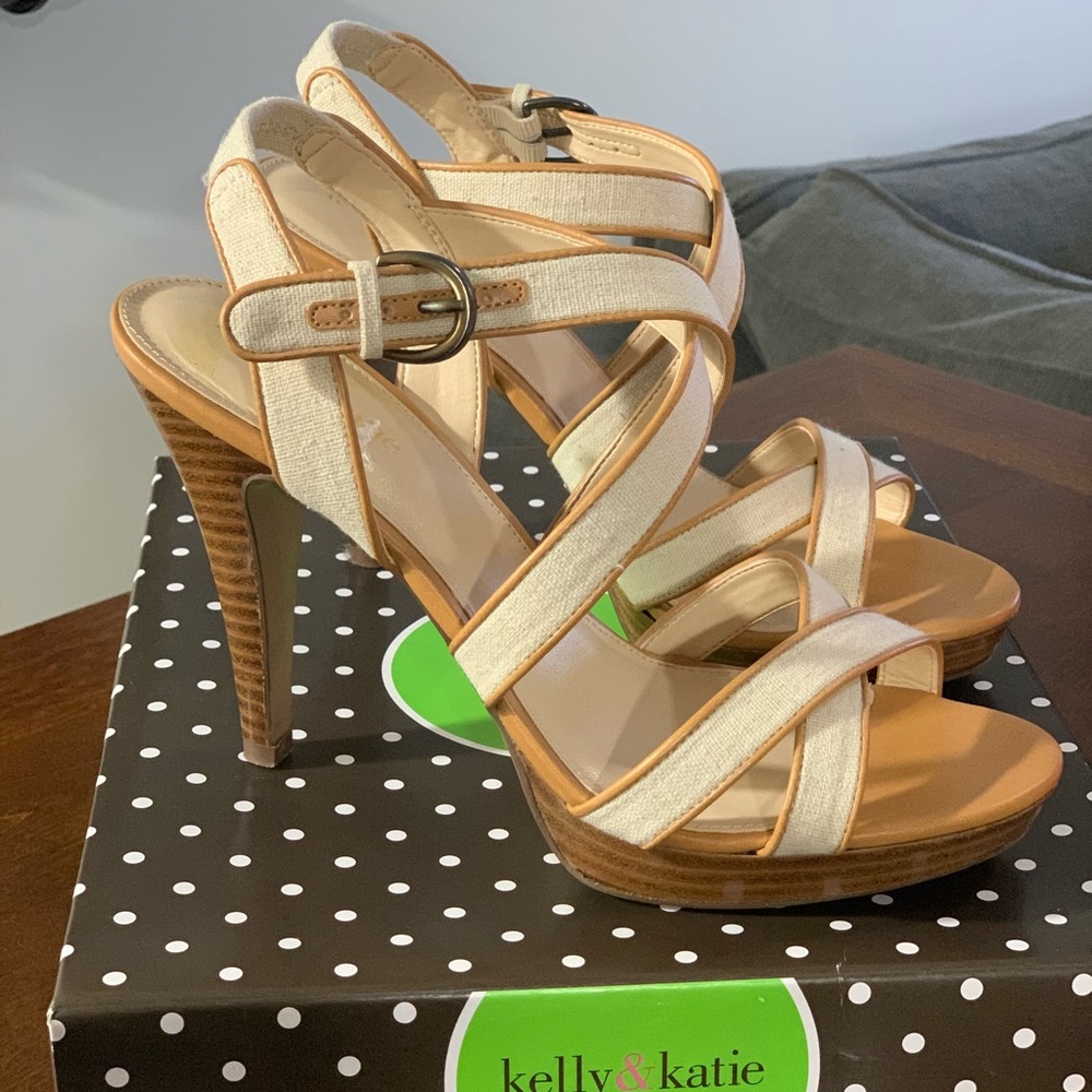 Kelly & Katie “Olivia” Heel